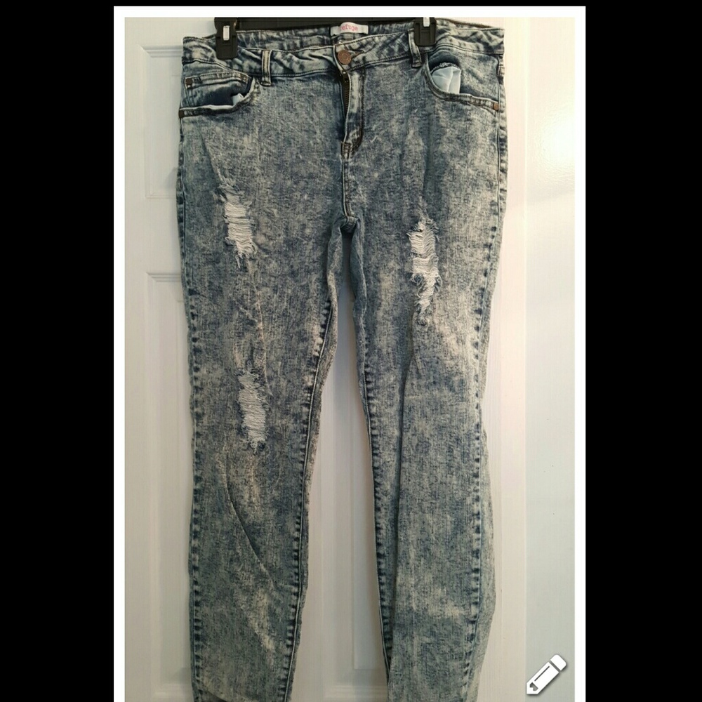 Acid washed jeans